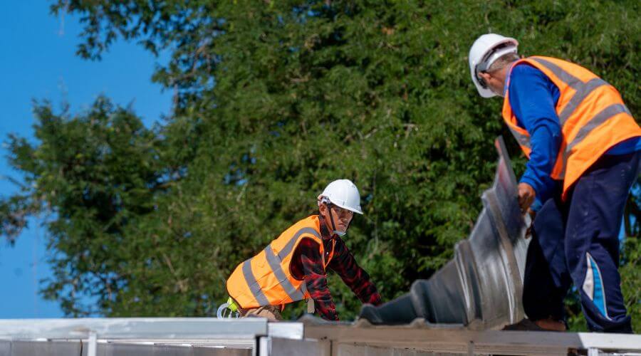 Professional Flat Roofing Installation in Lindside, WV